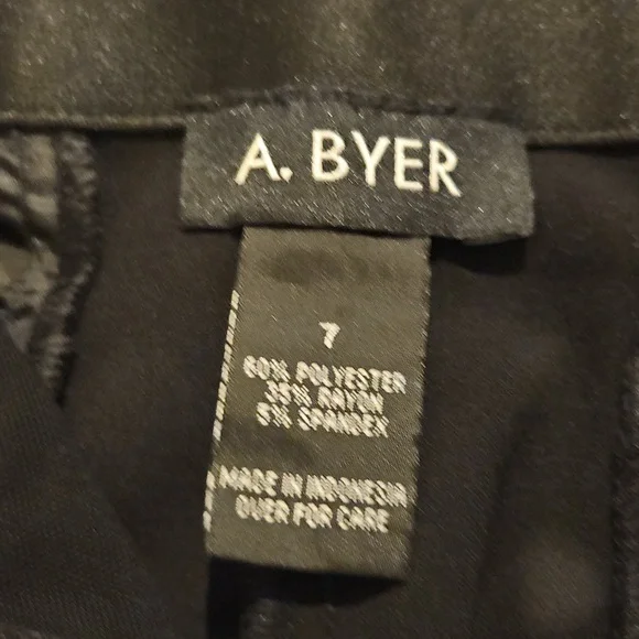 A. Byer Women's Waist Slimming Black Dress Pants Size 7 - Picture 7 of 8